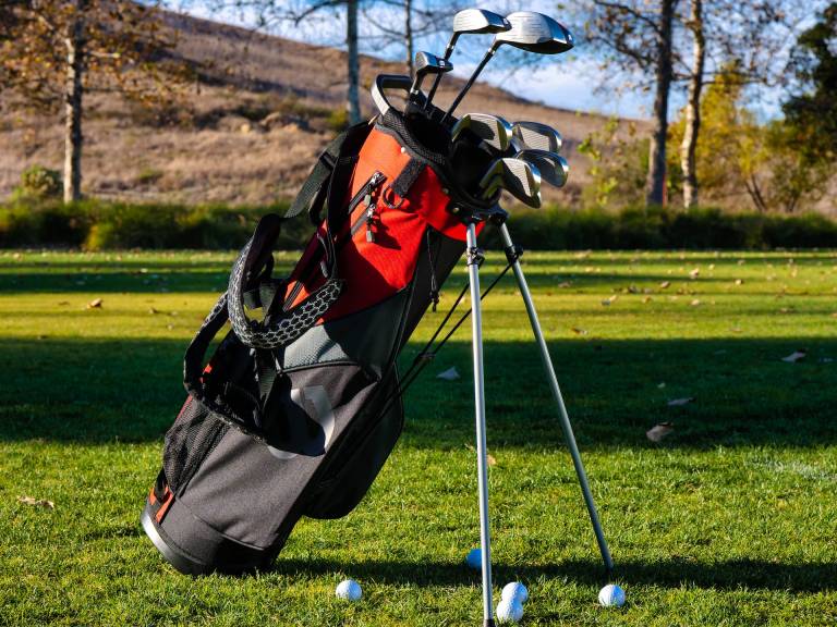 How To Clean A Golf Bag