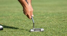 incorrect aiming in putting
